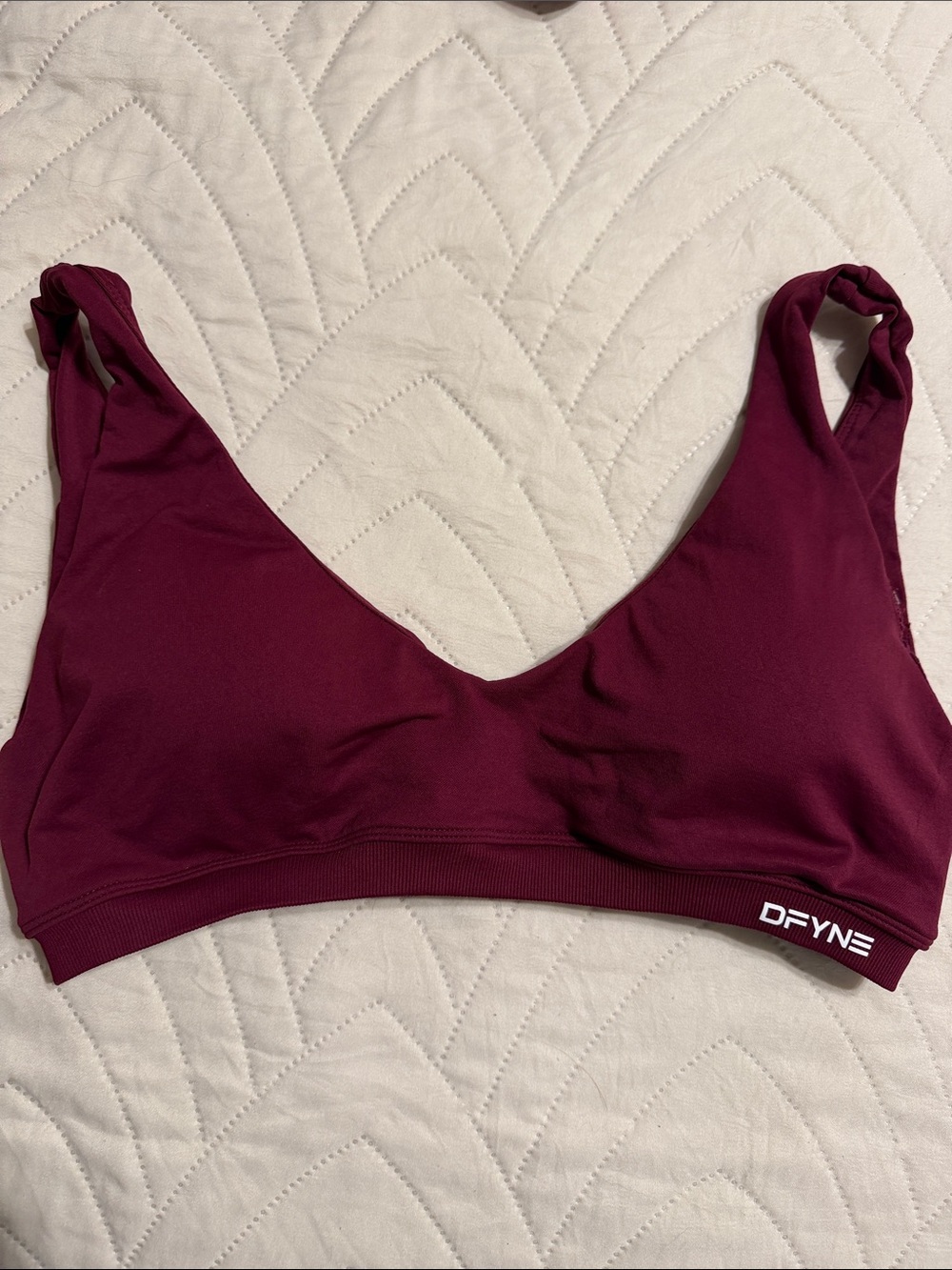DFYNE Women's Deep Plum Seamless Sports Bralette